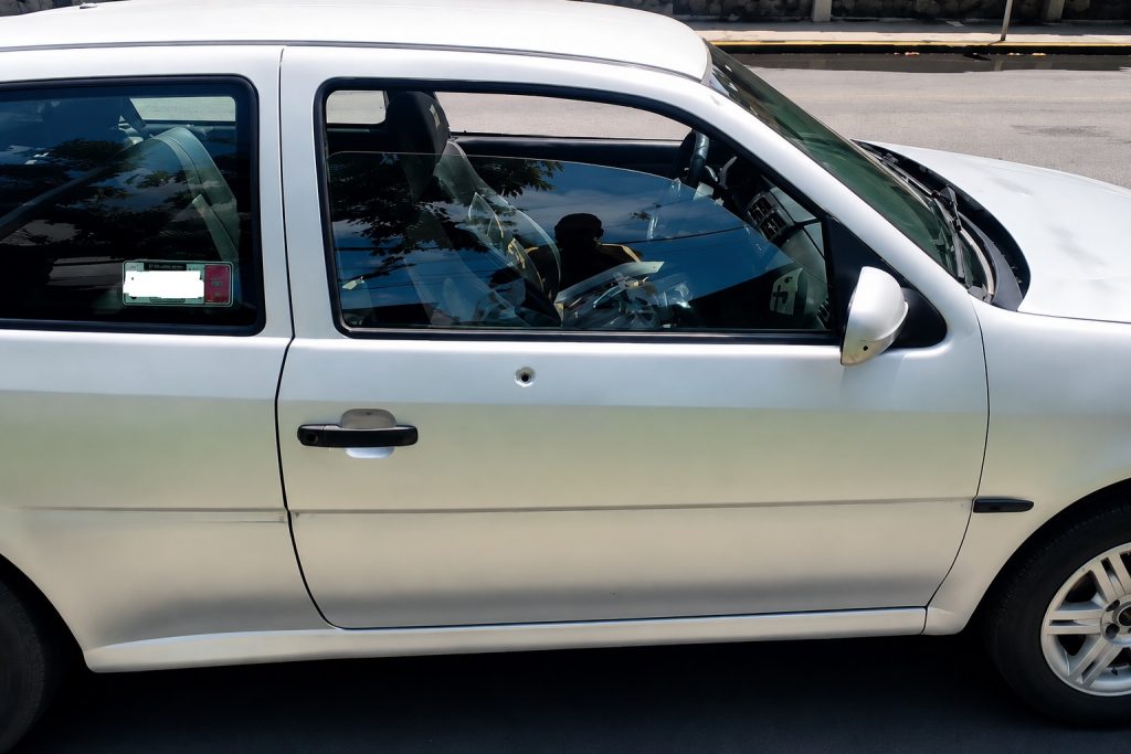Reaparece el francotirador de la Atlixcáyotl; atacan un Volkswagen Pointer y suman 12 agresiones