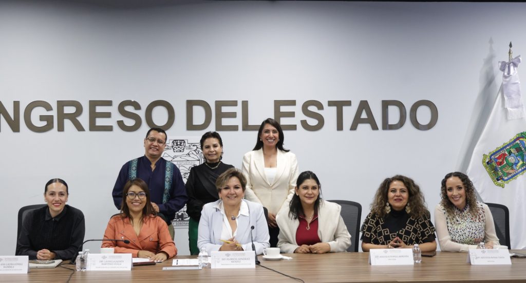 Avala Comisión del Congreso reformas para ampliar la participación de madres y padres de familia en la educación