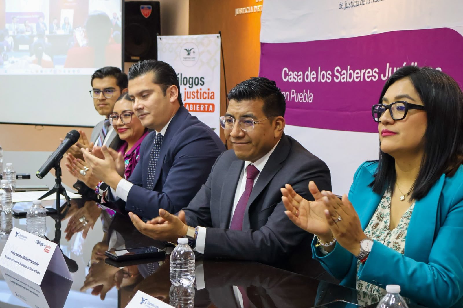 Reconoce Pedro Antonio Martínez labor de abogados del PJ