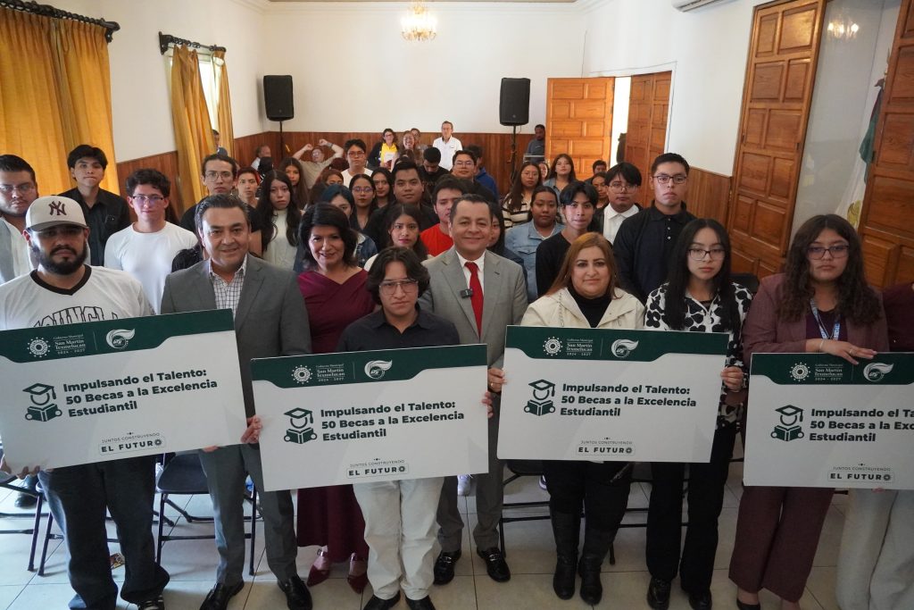 GOBIERNO DE JUAN MANUEL ALONSO FORTALECE LA EDUCACIÓN DE TEXMELUQUENSES: ENTREGA 50 NUEVAS BECAS A ESTUDIANTES DE LA UTH