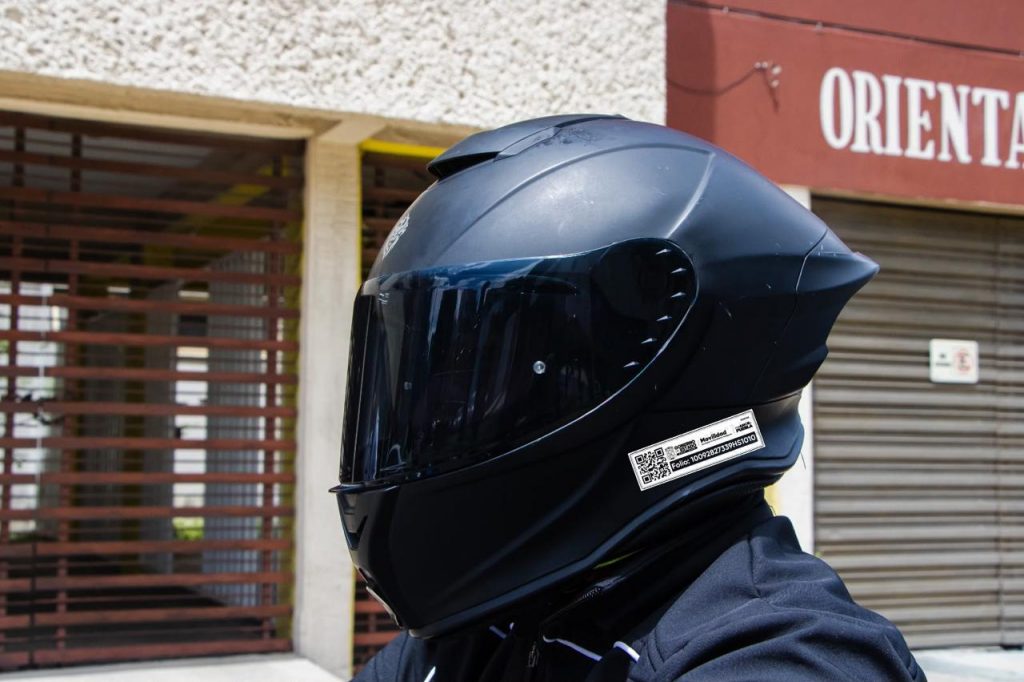 Inicia gobierno estatal entrega gratuita de chips para motociclistas en Puebla