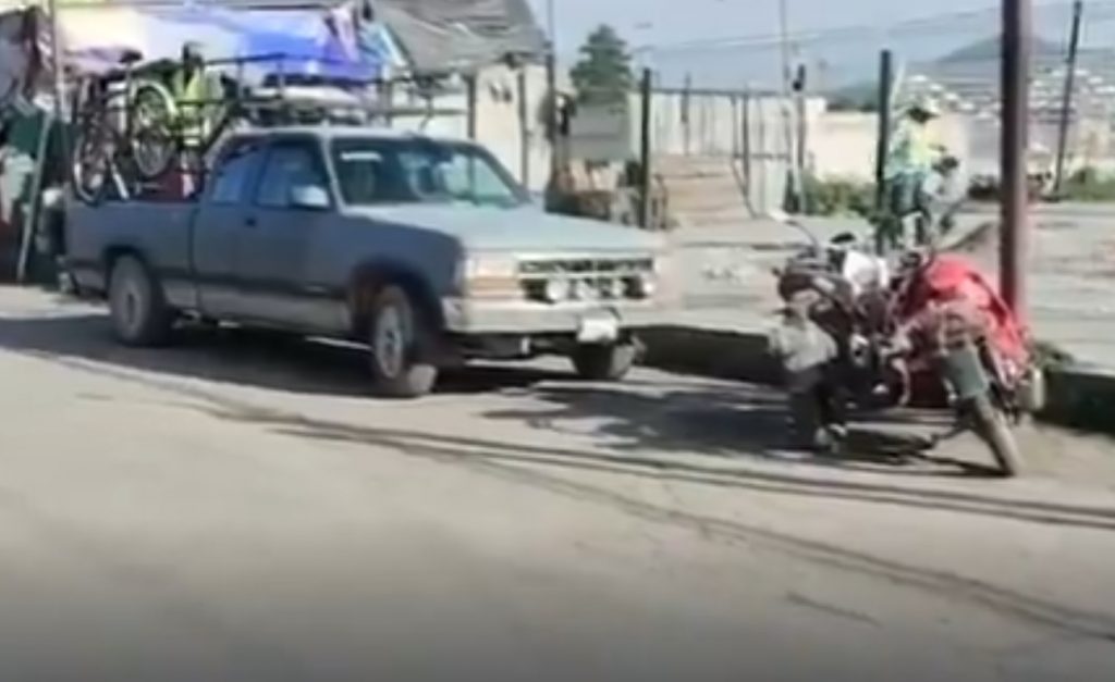 Marina y policía resguardan desalojo del tianguis de Texmelucan tras años de litigio con la SCJN