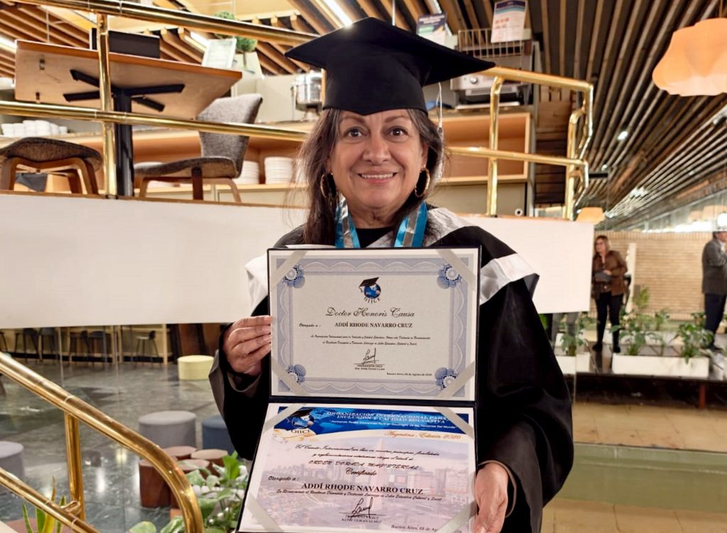 Investigadora BUAP es premiada por organización internacional