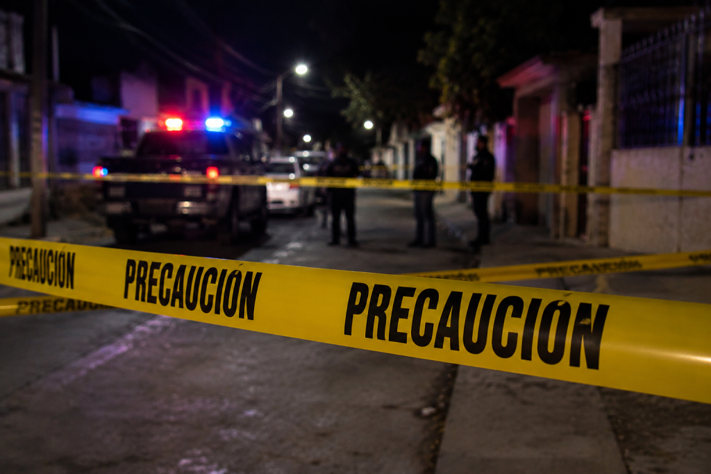 Una riña entre vecinos de Cuautlancingo dejó saldo de un lesionado por golpes y un niño con crisis nerviosa; autoridades descartaron ataque de pandilleros.