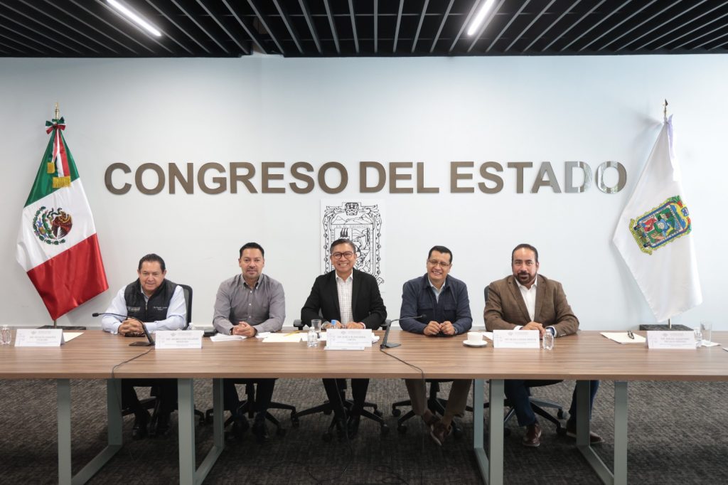 Comisión del Congreso exhorta a municipios a garantizar derechos laborales de personas trabajadoras