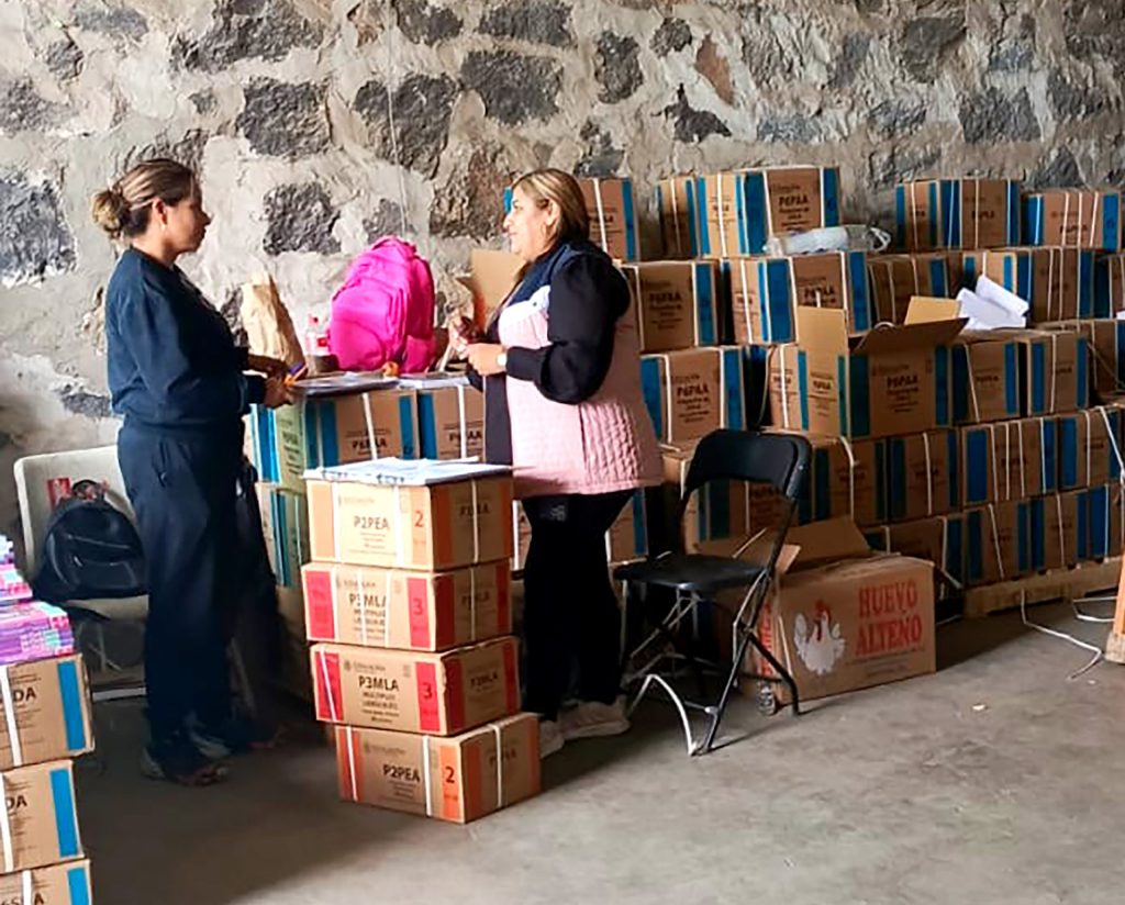 Coordina gobierno de texmelucan distribución de libros de texto gratuitos para el ciclo escolar 2026-2027