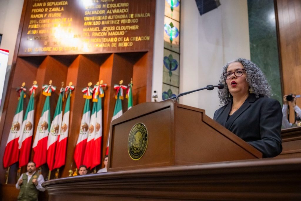 Graciela Domínguez Nava asume como gobernadora interina de Sinaloa