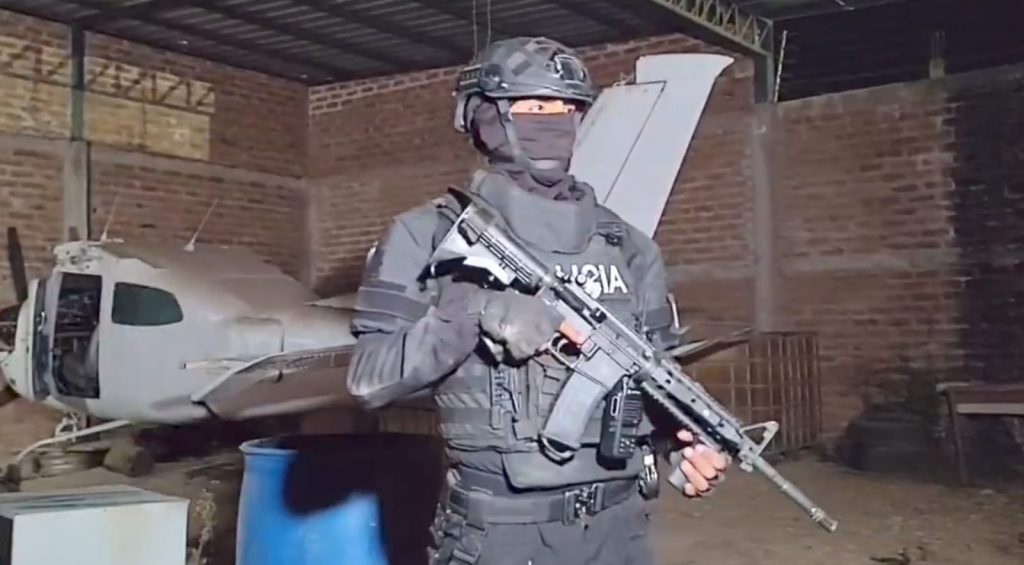 Ecuador detiene a dos mexicanos presuntamente vinculados al CJNG