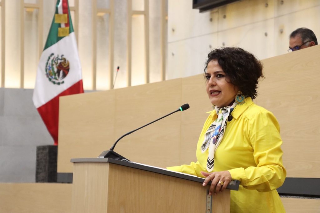 Azucena Rosas y Rosalío Zanatta presentan iniciativa para garantizar el derecho a la obra comunitaria