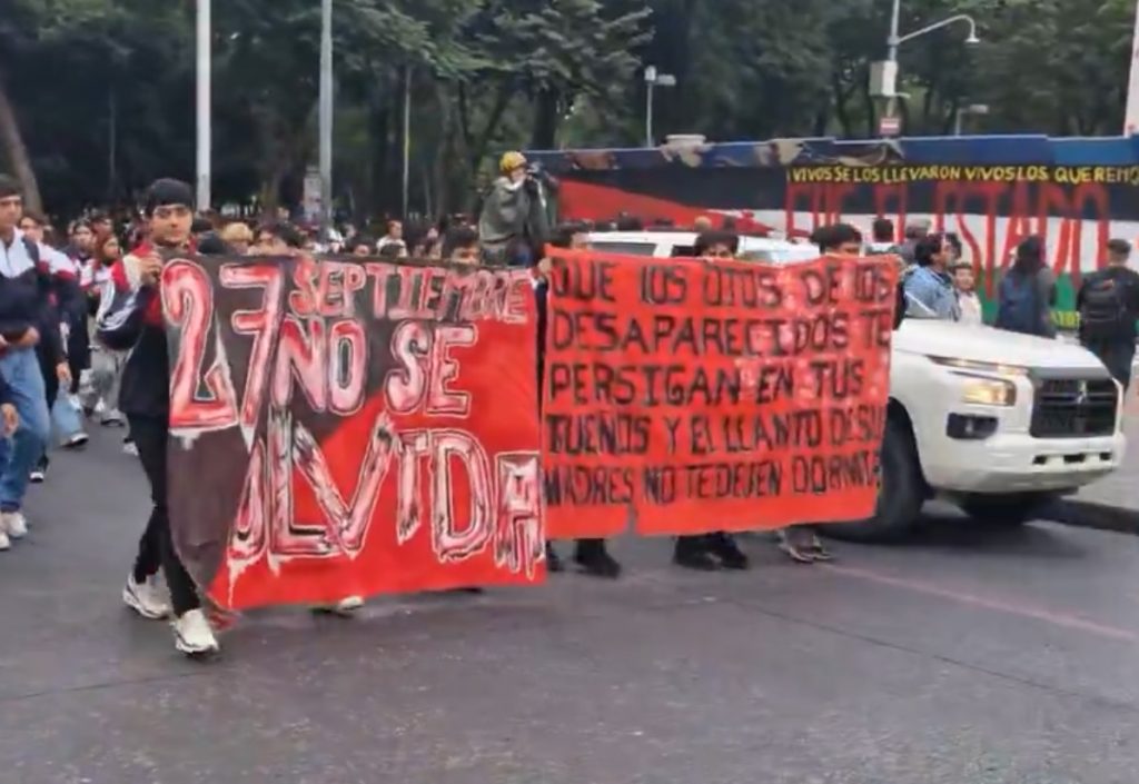 12 años de Ayotzinapa: Amnistía Internacional denuncia 853 folios sin entregar