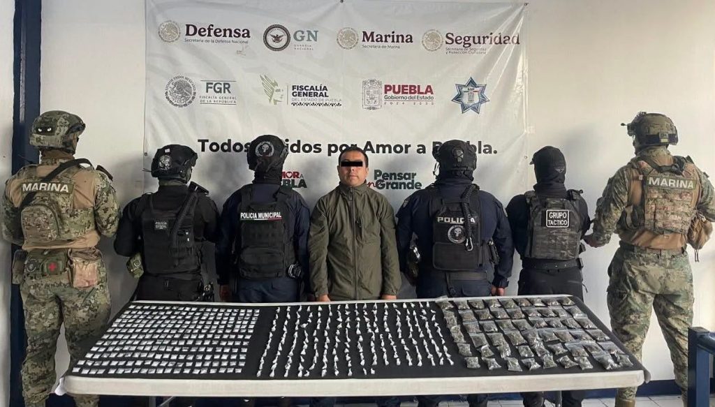 Fuerzas de seguridad detienen a presunto narcomenudista de Tehuacán 