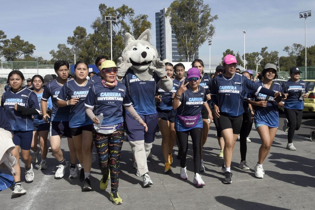 Encabeza Rectora Lilia Cedillo Carrera Universitaria BUAP 2026