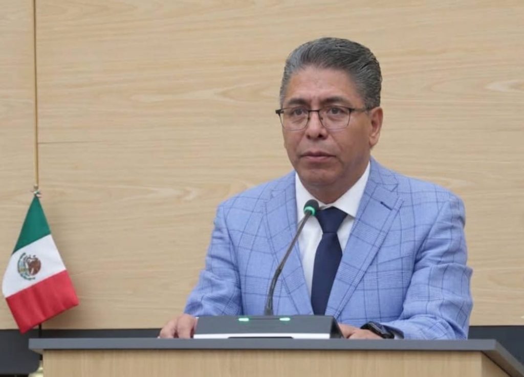 Presenta diputado Marcos Castro informe de actividades de la Mesa Directiva