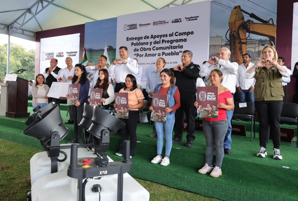 Gobierno Estatal acerca obra comunitaria y apoyos al campo para transformar comunidades poblanas