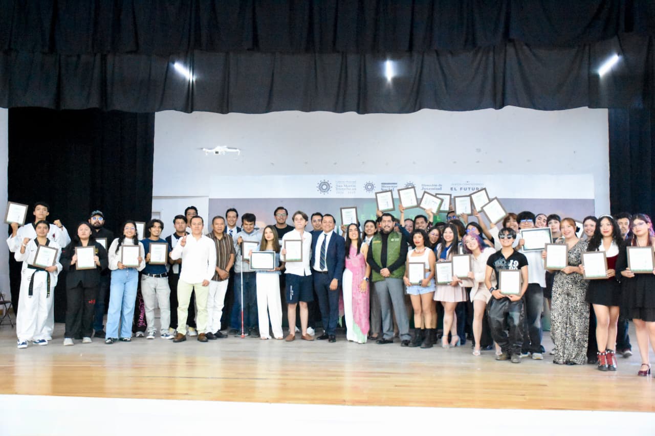 Reconoce gobierno de Juan Manuel Alonso el talento y liderazgo de las juventudes texmeluquenses
