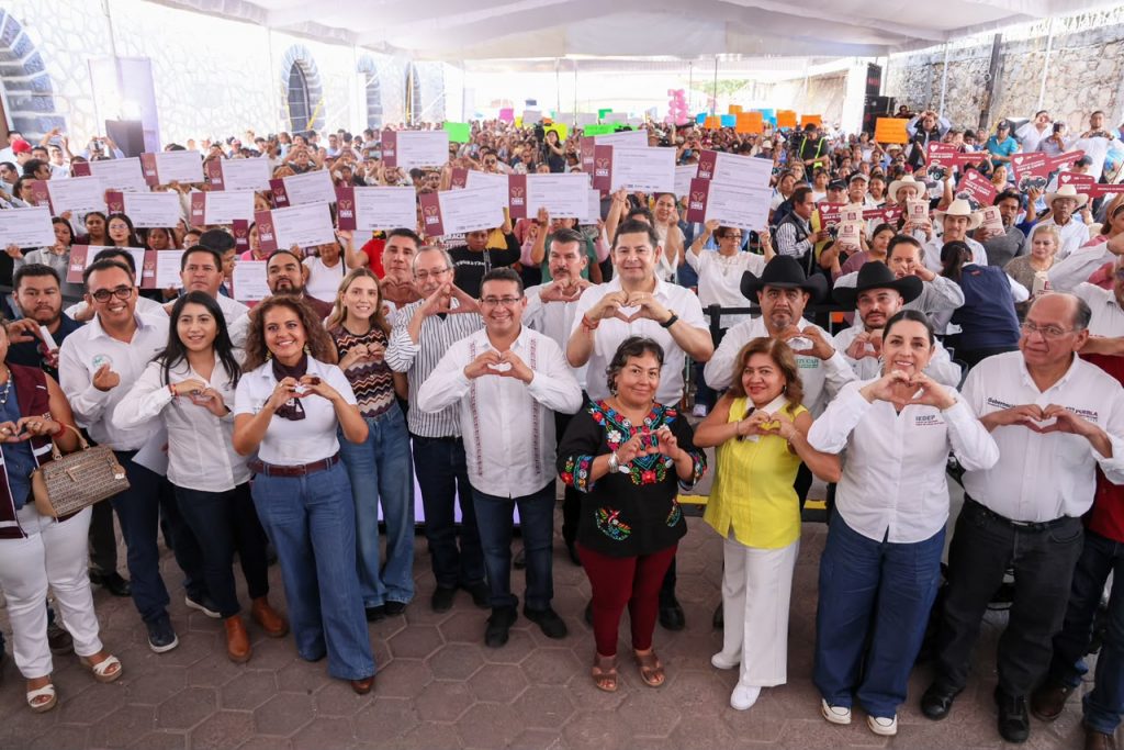 Gobierno Estatal transforma municipios de la mixteca poblana con obra comunitaria
