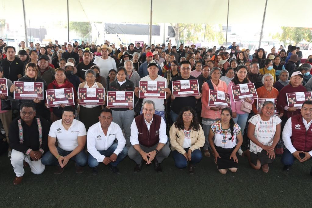 Trabaja Pepe Chedraui por el desarrollo económico de las juntas auxiliares de la capital