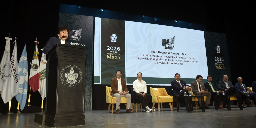 Analizan impacto de dispositivos digitales en niños y jóvenes en el Foro Regional Centro-Sur