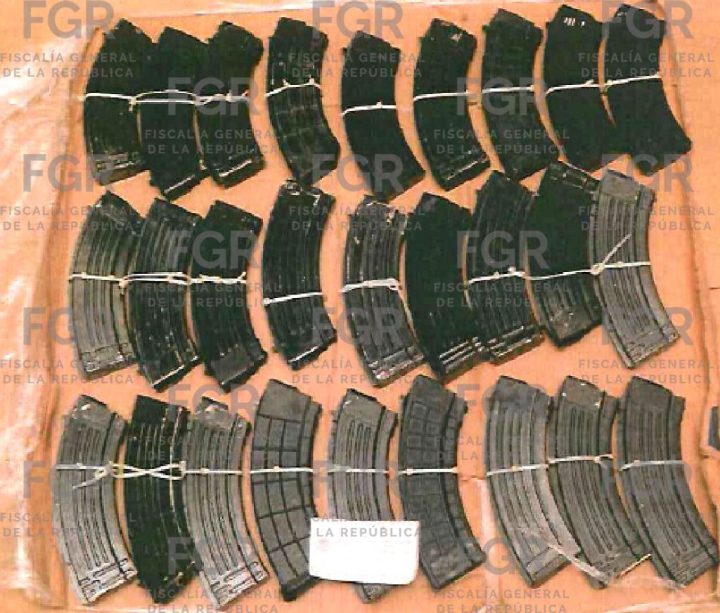Obtiene FGR sentencia condenatoria en contra de cuatro personas luego de asegurarles armas de fuego largas y equipo táctico