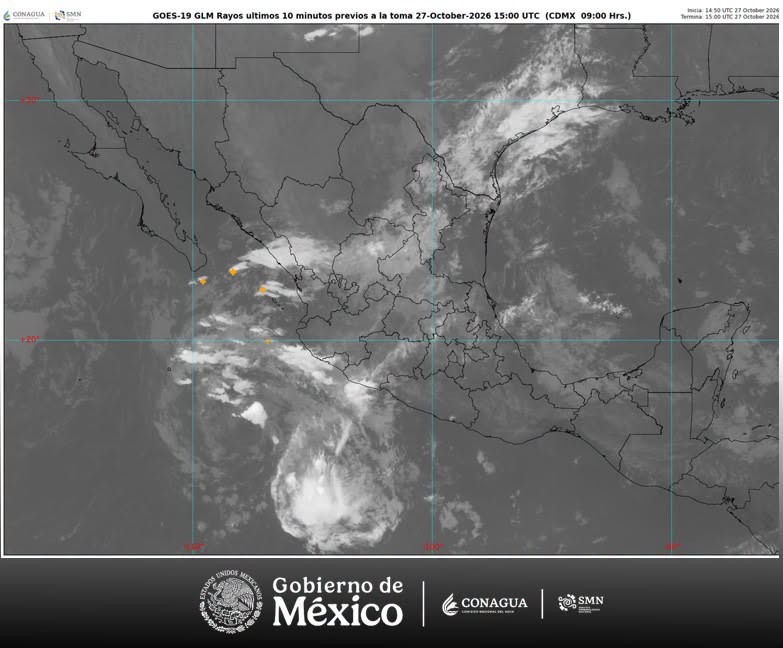 Vance permanece como tormenta tropical, a 470 km al suroeste de Manzanillo, Colima