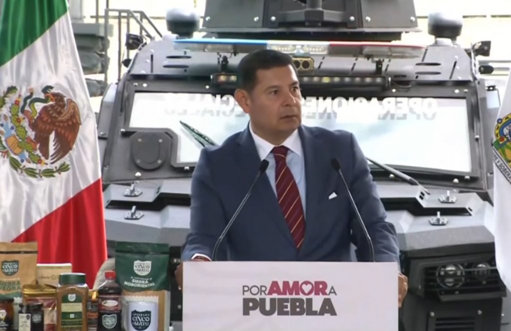 Alejandro Armenta deja en manos de sus familiares la decisión de buscar candidaturas en Morena