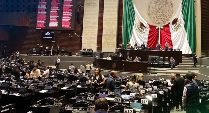 Diputados avalan en comisión deuda interna de 1.7 billones y recaudación fiscal de 6.2 billones para 2027