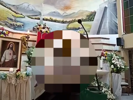 Muere sacerdote en Guayaquil, Ecuador, tras caerle encima una cruz durante una misa