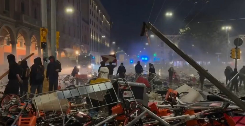 Segundo día de violentas protestas en Italia y Francia entre disturbios y saqueos