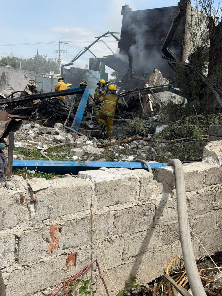 Protección Civil Estatal atiende explosión en Zacaola