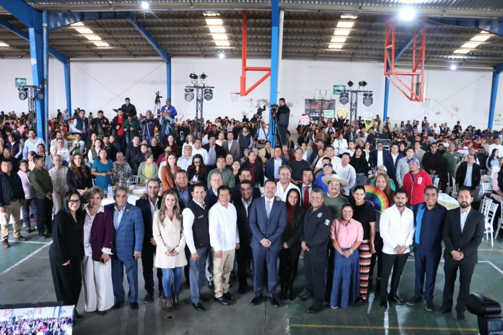 En el municipio de Tecamachalco, el diputado Andrés Villegas presentó su Segundo Informe de Actividades