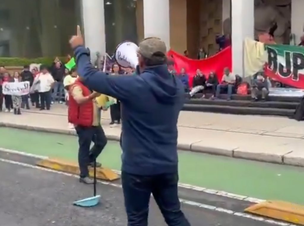 Trabajadores del IMSS convocan movilización nacional para el 13 y 14 de octubre