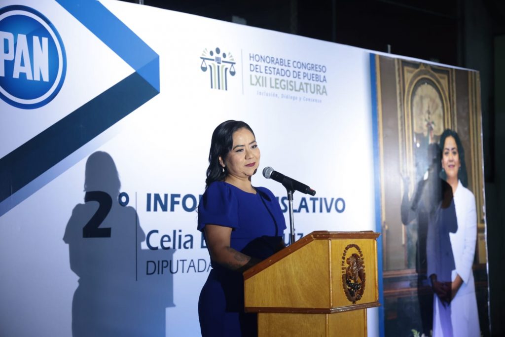 Rinde Celia Bonaga su Segundo Informe de Actividades; destaca trabajo cercano a la gente