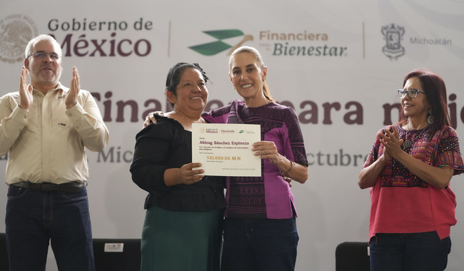 Presidenta Claudia Sheinbaum al cumplir meta de 56 mil 500 créditos FINABIEN en Michoacán para que mujeres emprendan