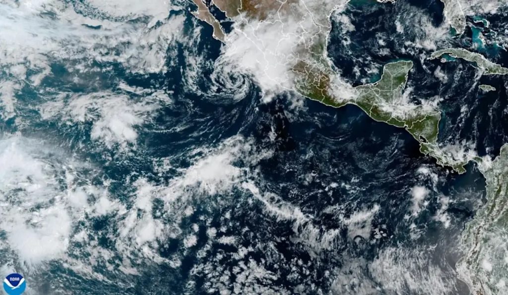 Vance recupera fuerza como tormenta tropical; prevén lluvias fuertes y chubascos en gran parte de México